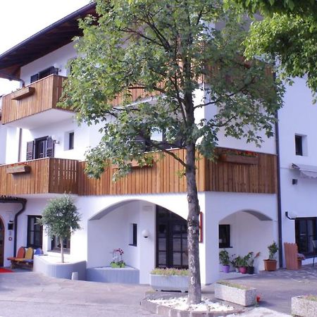 Zur Muehle Hotel Ora / Auer Екстериор снимка